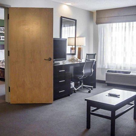 Отель Wingate By Wyndham Bel Air I-95 Exit 77A - Apg Area Эджвуд Экстерьер фото