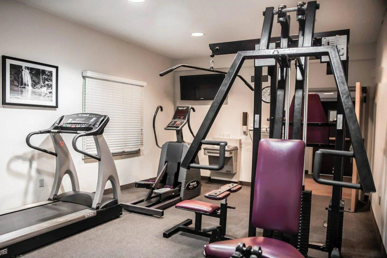 Отель Wingate By Wyndham Bel Air I-95 Exit 77A - Apg Area Эджвуд Экстерьер фото