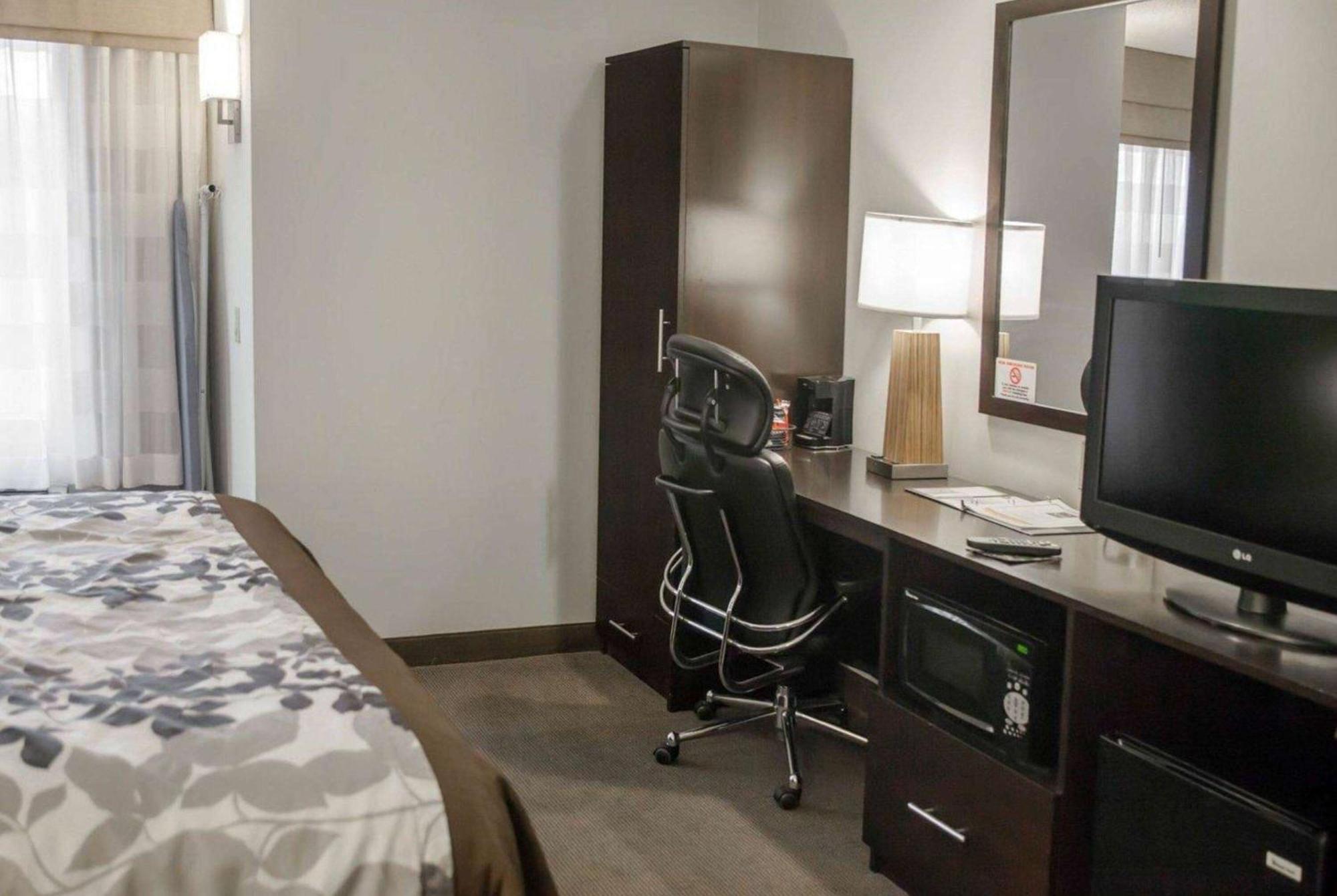 Отель Wingate By Wyndham Bel Air I-95 Exit 77A - Apg Area Эджвуд Экстерьер фото